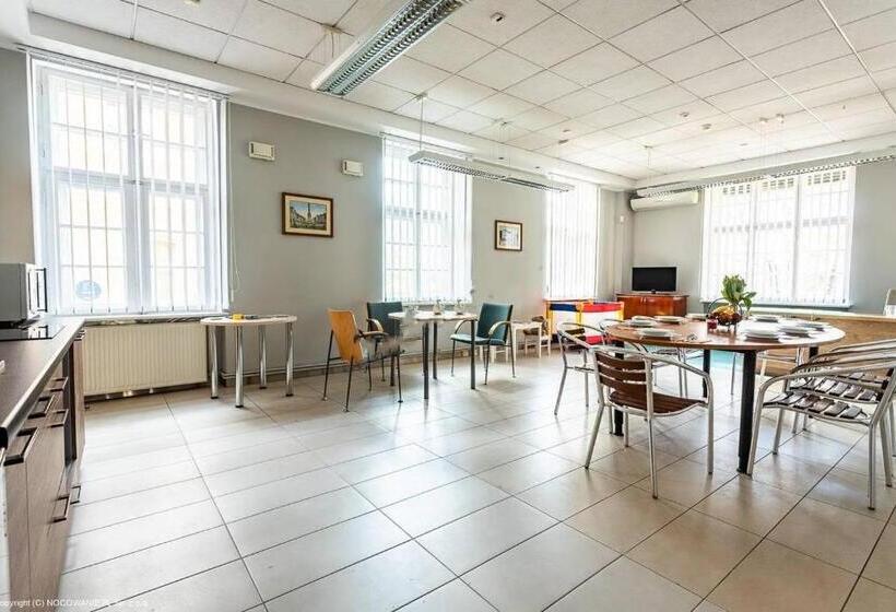 פנסיון Villa Capitol