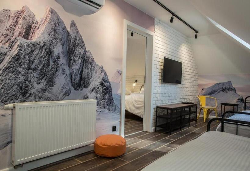 פנסיון Willa Fen