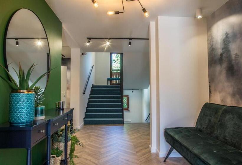 פנסיון Willa Fen