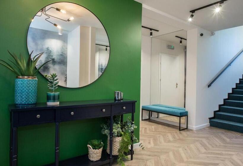 פנסיון Willa Fen