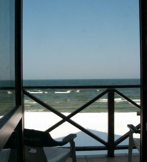 ペンション Willa Na Wydmie Pokoje Z Widokiem Na Morze