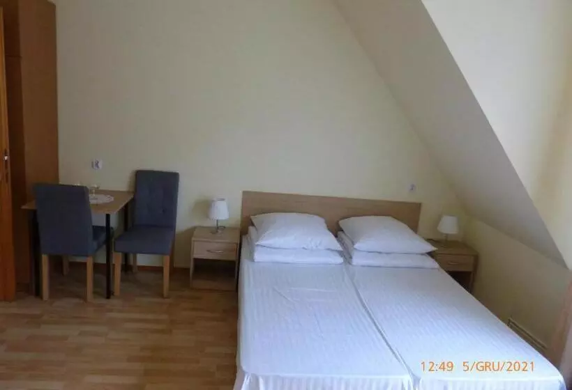 Majatalo Willa Roztoczanka