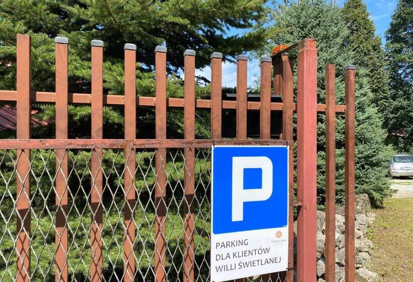 ペンション Willa świetlana