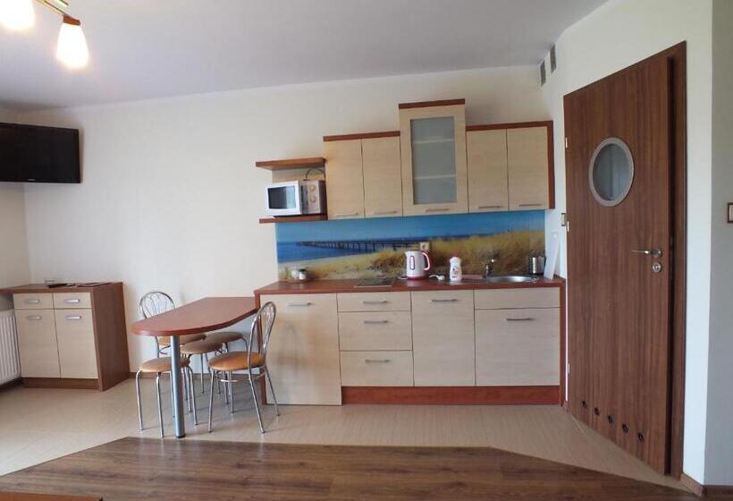 Willa Laura Rowy   Apartamenty Nad Morzem