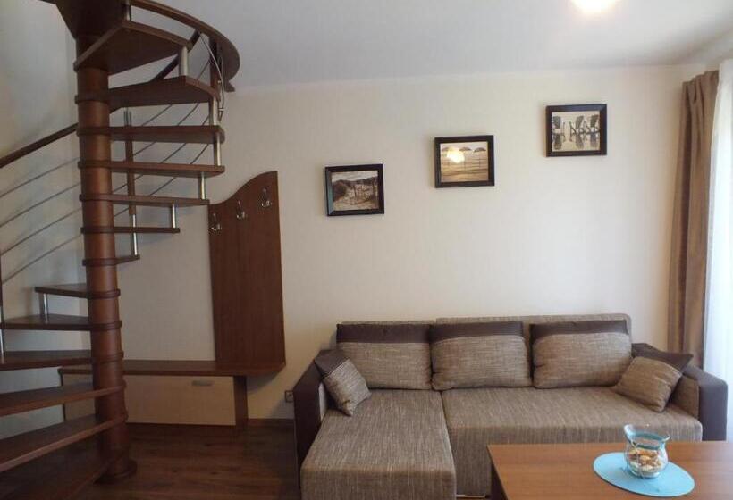 Willa Laura Rowy   Apartamenty Nad Morzem