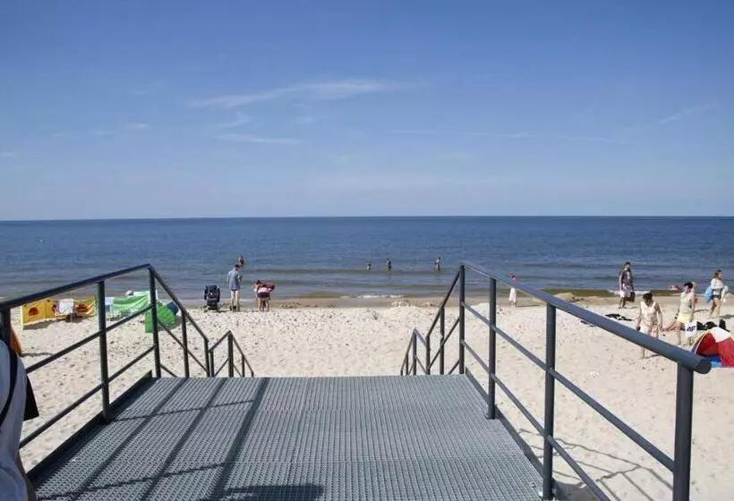 Willa Laura Rowy   Apartamenty Nad Morzem