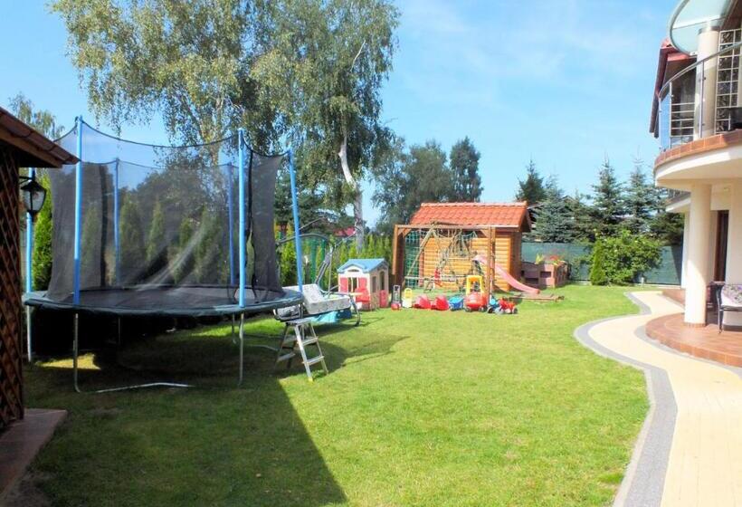 Willa Laura Rowy   Apartamenty Nad Morzem