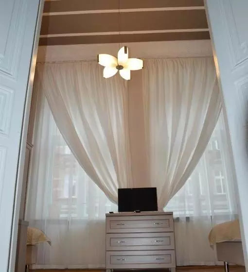 هاستل Ada Aparthouse