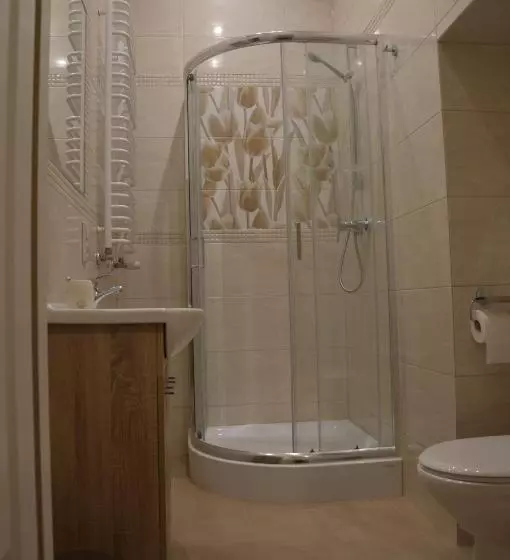 هاستل Ada Aparthouse