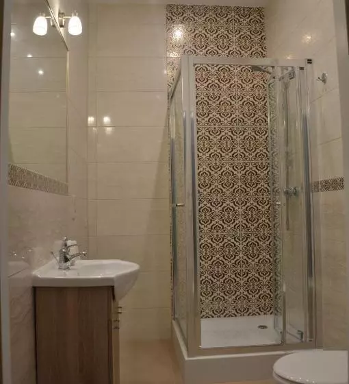 هاستل Ada Aparthouse