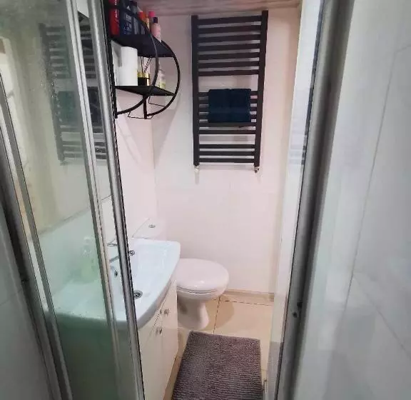 Retkeilymaja Noclegi