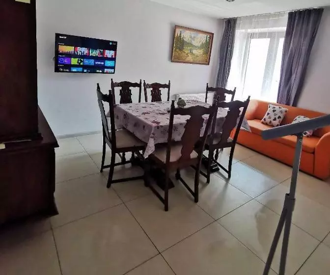 Retkeilymaja Noclegi