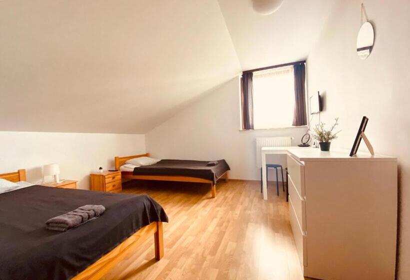 호스텔 Pokoje Gajowa