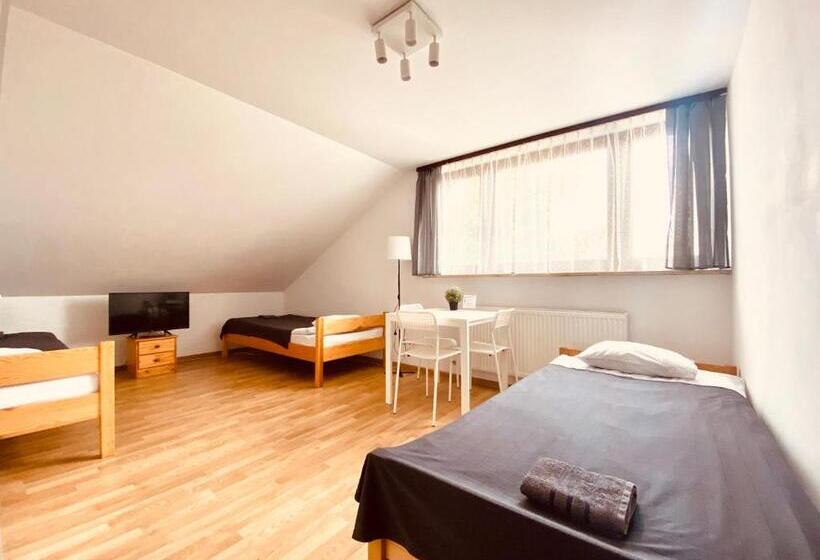 호스텔 Pokoje Gajowa