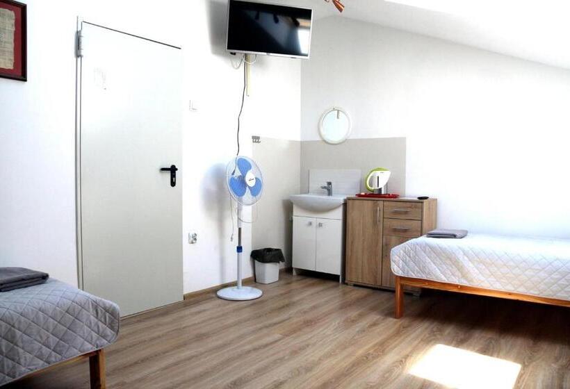 旅馆 Pokoje Gościnne W Wse