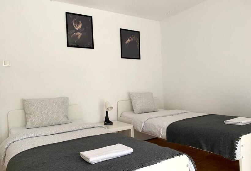 هاستل Pokoje Rezydencja Parysa