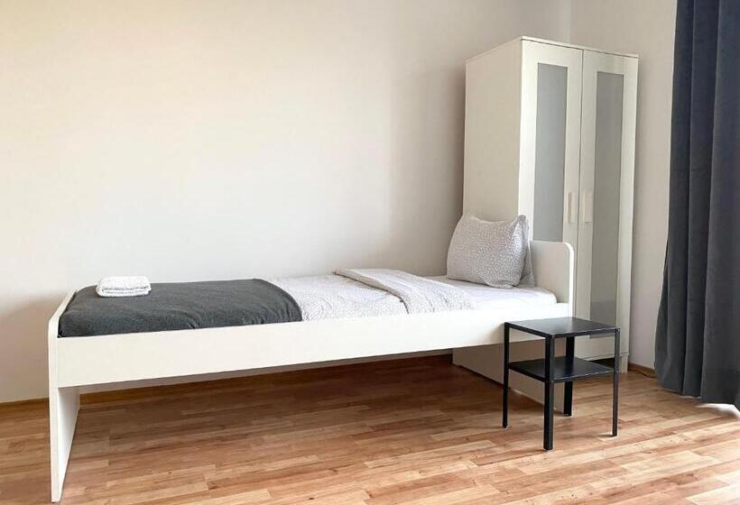 هاستل Pokoje Rezydencja Parysa