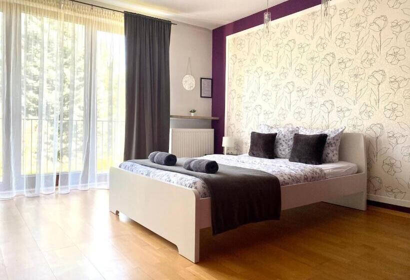 هاستل Pokoje Rezydencja Parysa