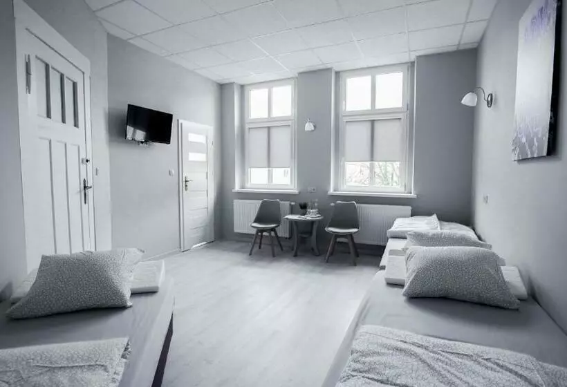 Retkeilymaja Rooms śląska