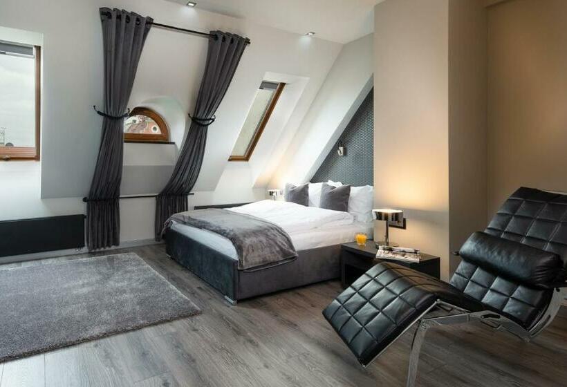 Aparthotel New Lux