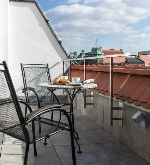 Aparthotel New Lux