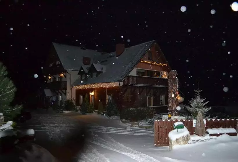 Aamiaismajoitus (B&B) Koliba