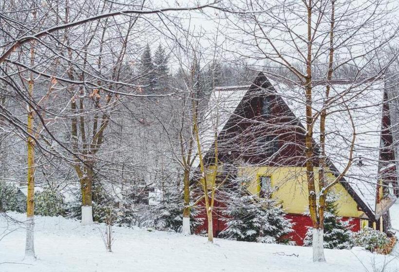 مبيت وإفطار Leśniczówka Pod śnieżką