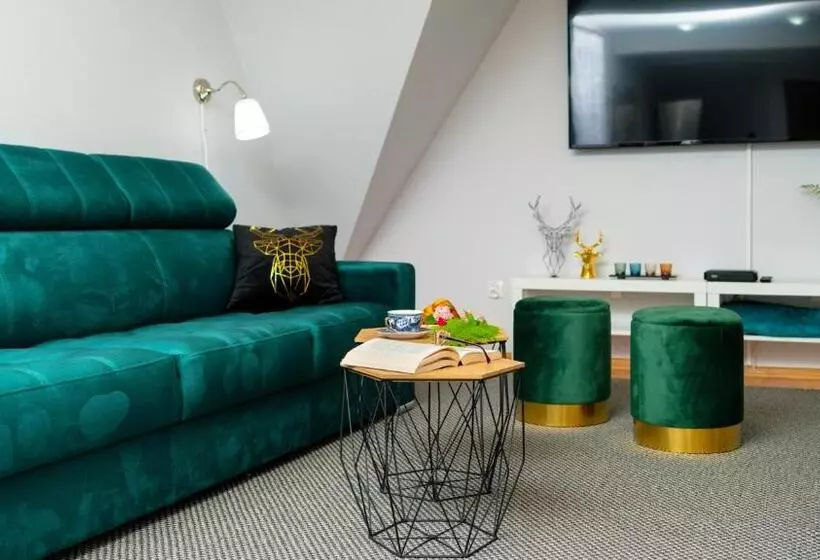 Aamiaismajoitus (B&B) Leśniczówka Pod śnieżką