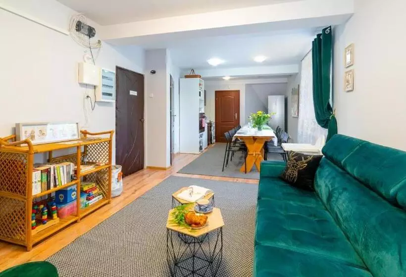 Aamiaismajoitus (B&B) Leśniczówka Pod śnieżką