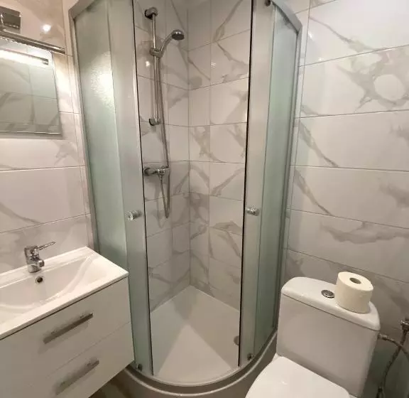 Aamiaismajoitus (B&B) Stajnia Pod Dębem