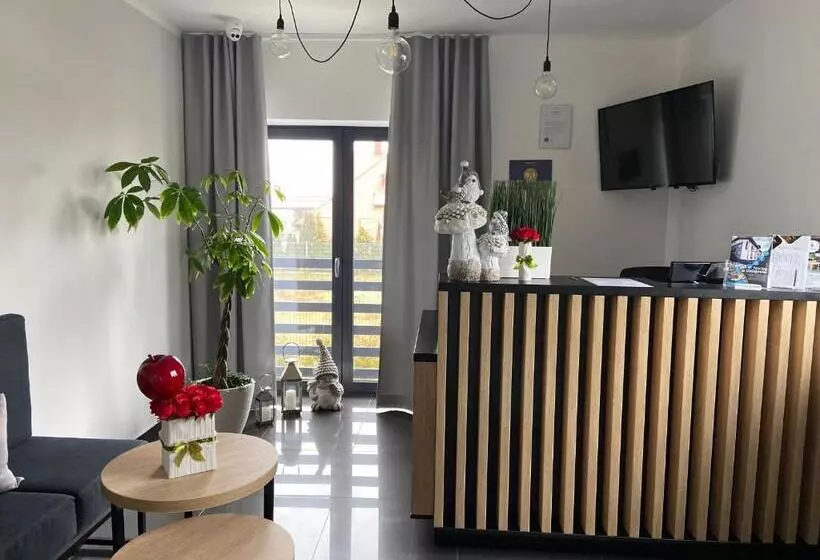 Aamiaismajoitus (B&B) Targowa37 Uniejow