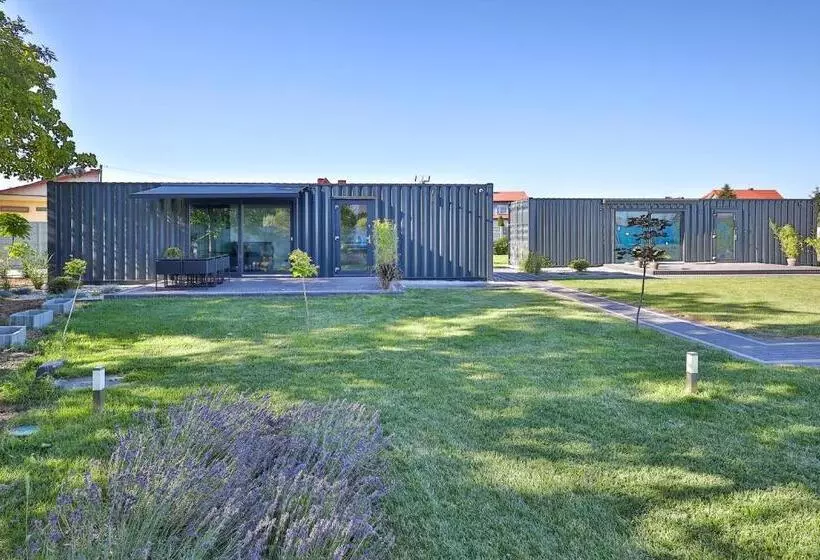 Aamiaismajoitus (B&B) Targowa37 Uniejow