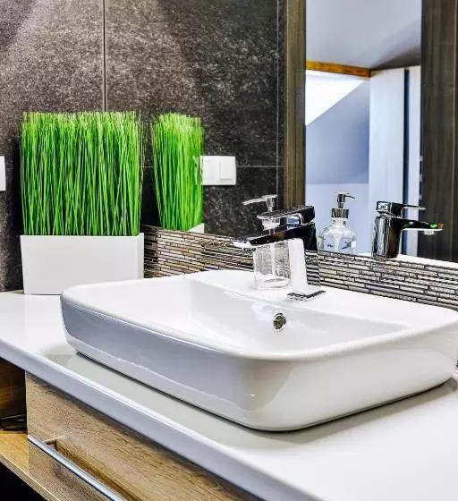 Aamiaismajoitus (B&B) Targowa37 Uniejow