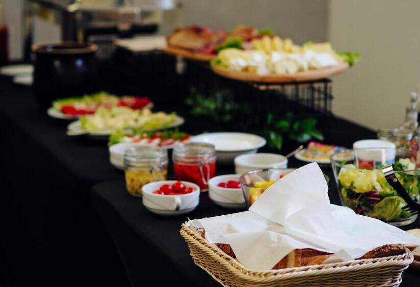 مبيت وإفطار Targowa37 Uniejow