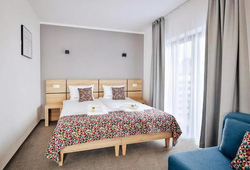 Aamiaismajoitus (B&B) Targowa37 Uniejow