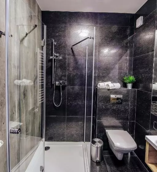 Aamiaismajoitus (B&B) Targowa37 Uniejow