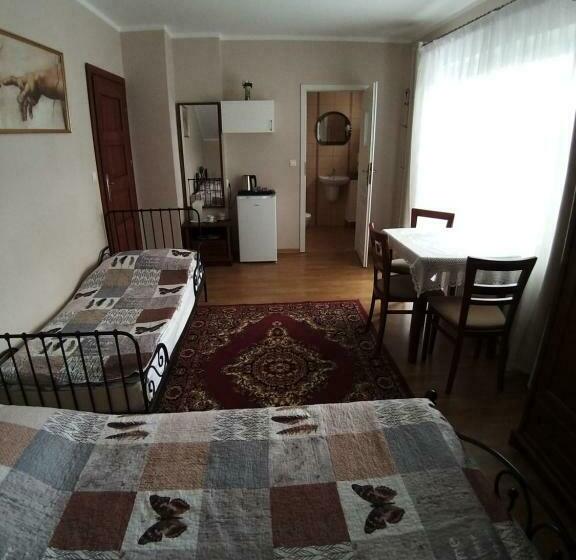 Aamiaismajoitus (B&B) Villa Pod Dębem