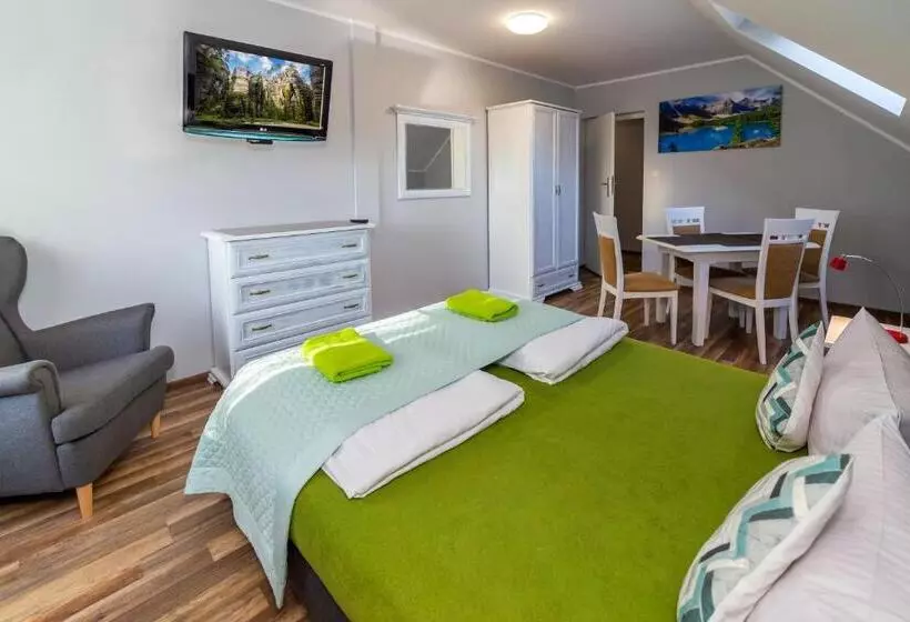 Aamiaismajoitus (B&B) Willa Diament