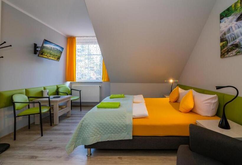 مبيت وإفطار Willa Diament