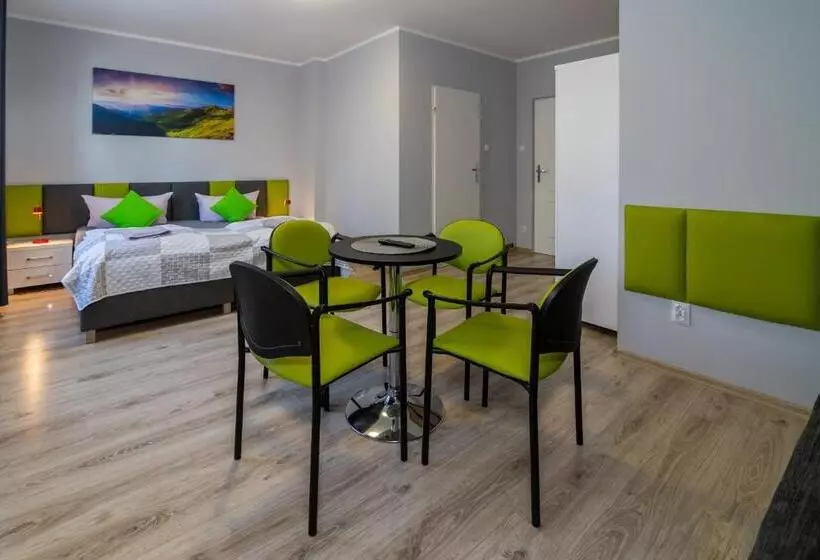 Aamiaismajoitus (B&B) Willa Diament