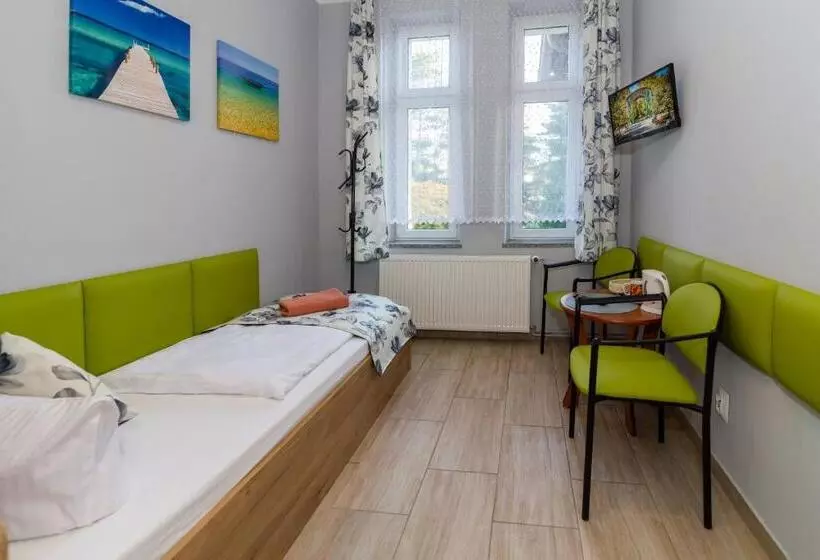 Aamiaismajoitus (B&B) Willa Diament