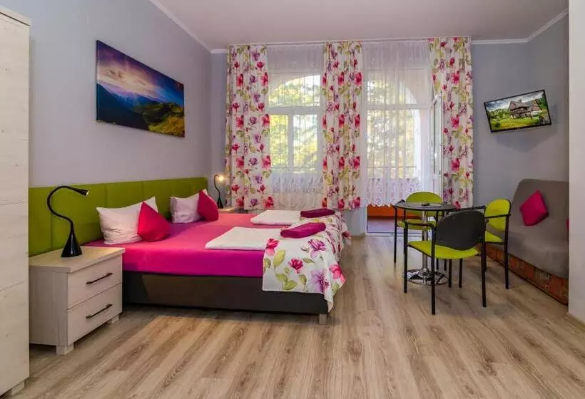 Aamiaismajoitus (B&B) Willa Diament