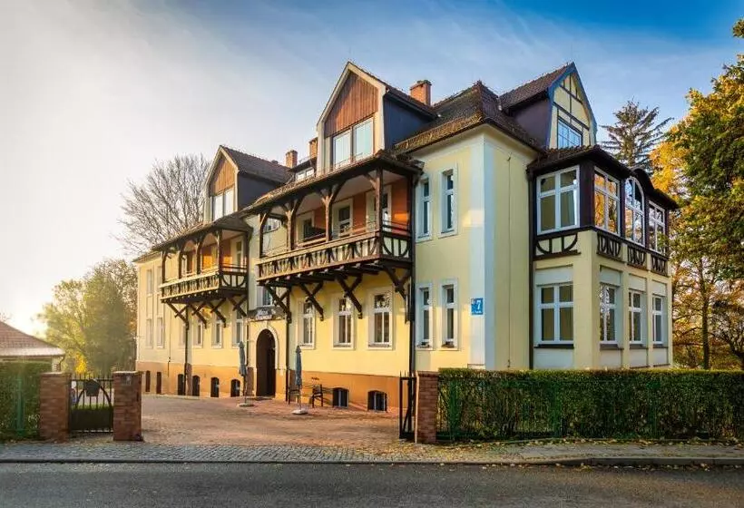 Aamiaismajoitus (B&B) Willa Diament