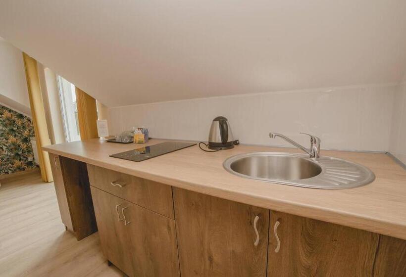 住宿加早餐  Willa Mirella