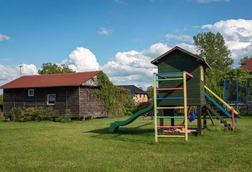 ホテル Agroturystyka Gawryś Pokoje