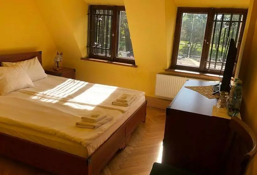 Hotelli Dworek Cieszyński