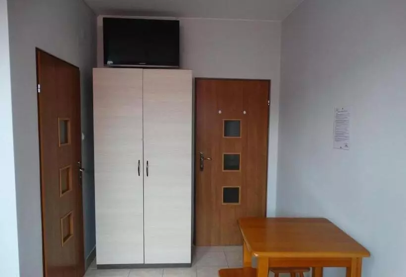 Hotelli Trzy Korony świecie