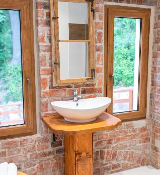 ホテル Wozownia Nad Bobrem