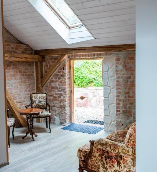 ホテル Wozownia Nad Bobrem