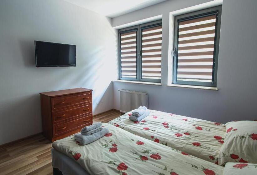 모텔 Noclegi Na Granicy